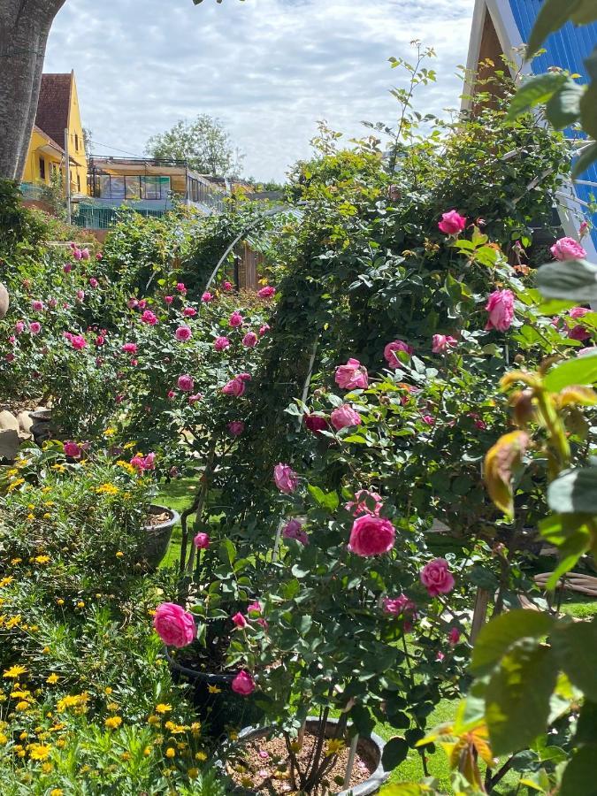 Homestay Khu Vuon Hoang Gia Da Lat Zewnętrze zdjęcie